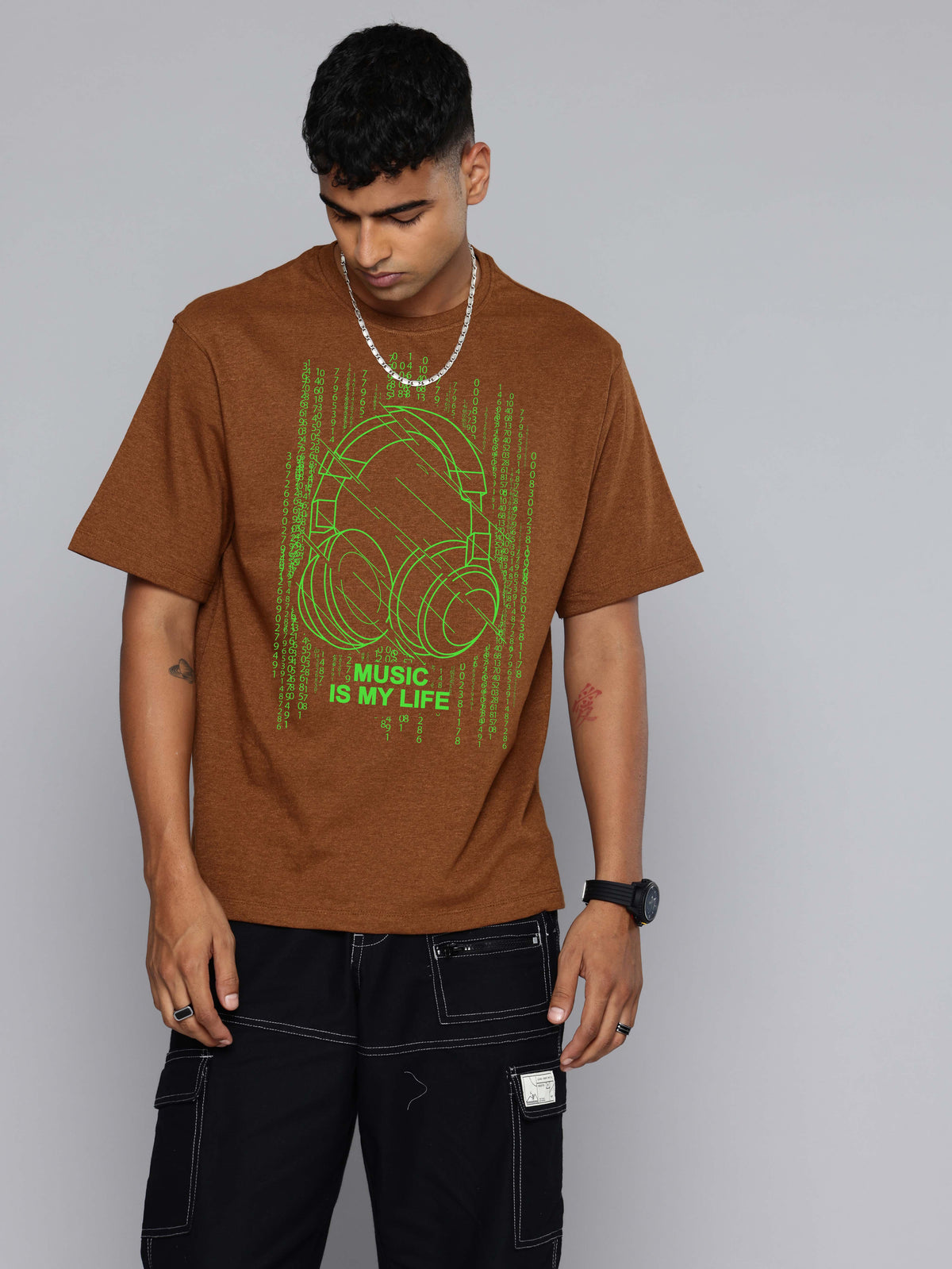 Graphic Oversized Headphone Print Tshirt