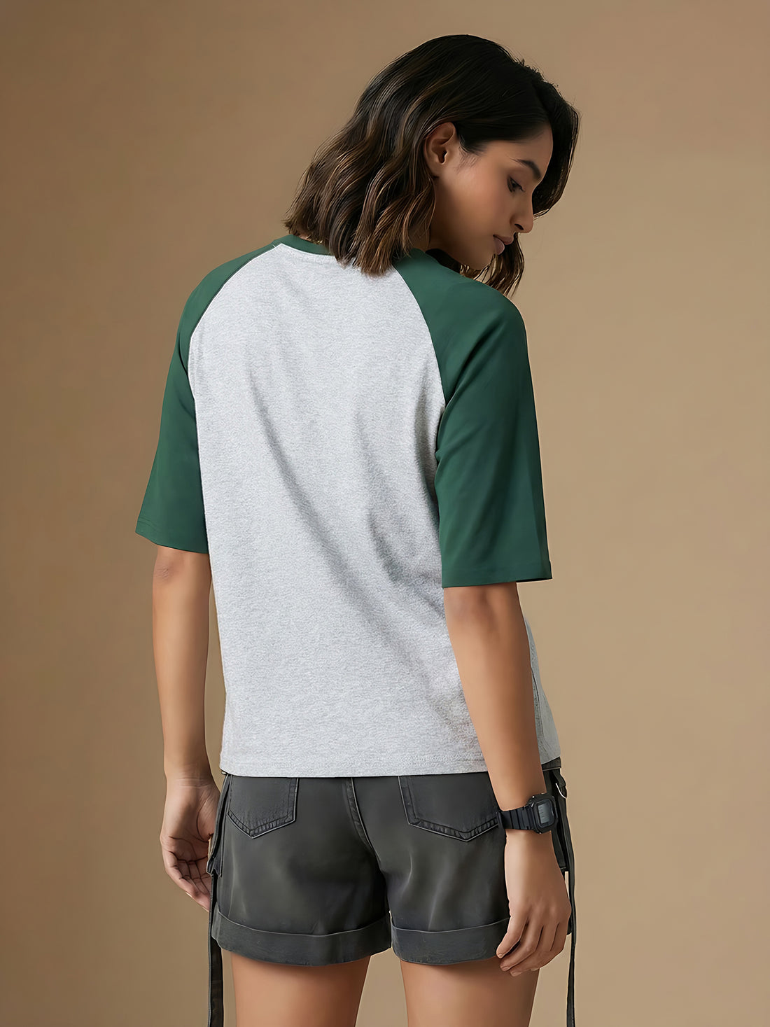Graphic Raglan Sleeve Face