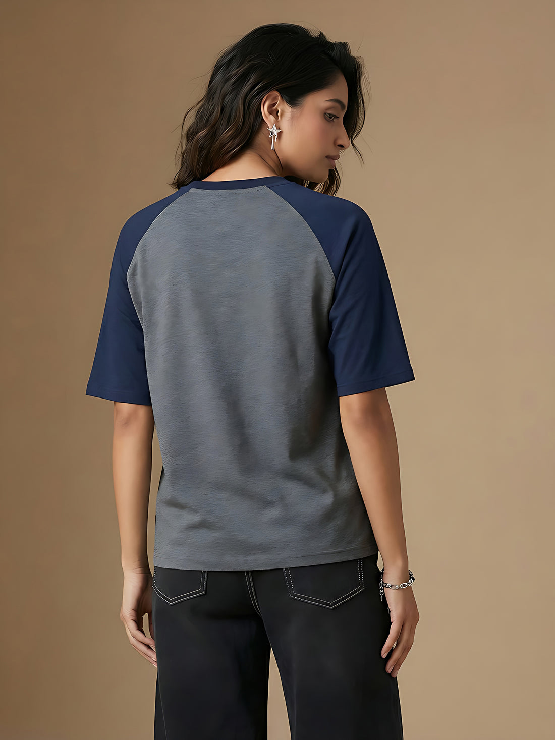 Graphic Raglan Sleeve Adventure