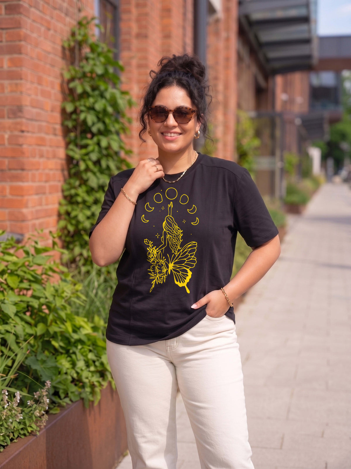 Womens Graphic Plus Size T-Shirts
